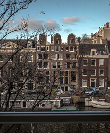 Amsterdam Canal Suites 380x460 1 